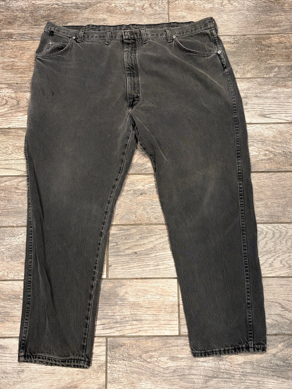 Vintage Wrangler Rugged Wear Black Denim Jeans Made in USA 46x30
Item Details